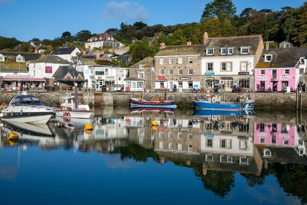 Trethvor House Ensuite Double Room With Free Parking In Quiet Residential Area Padstow Bagian luar foto