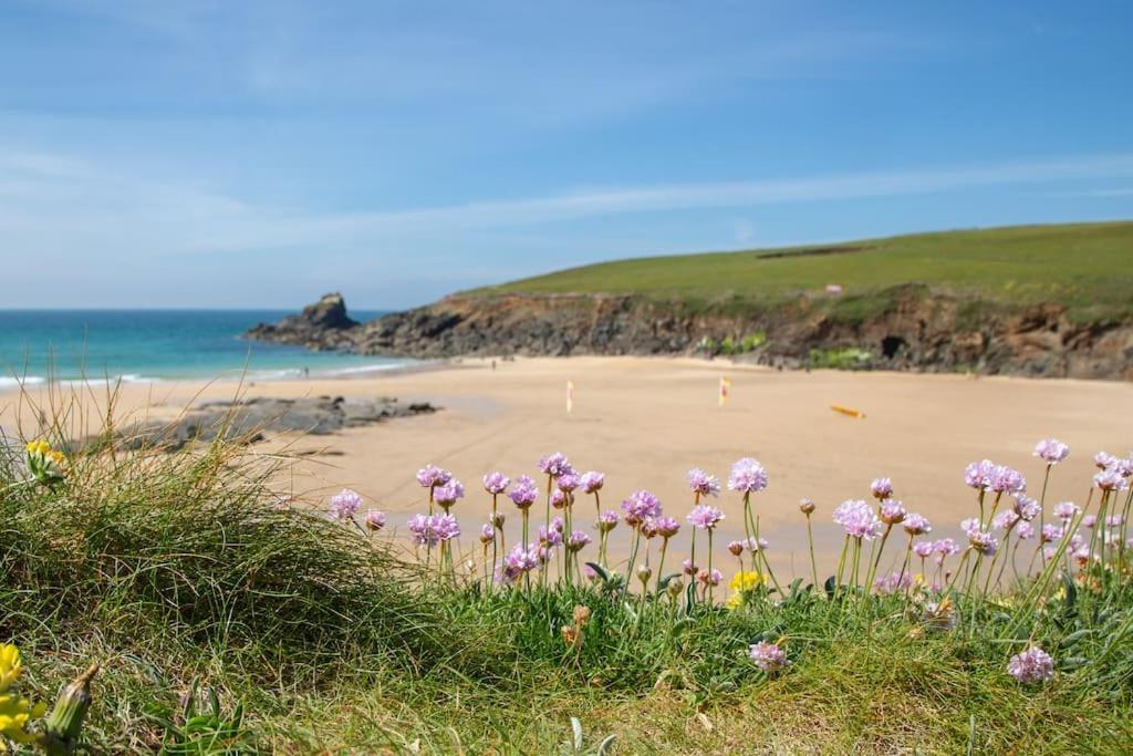 Trethvor House Ensuite Double Room With Free Parking In Quiet Residential Area Padstow Bagian luar foto