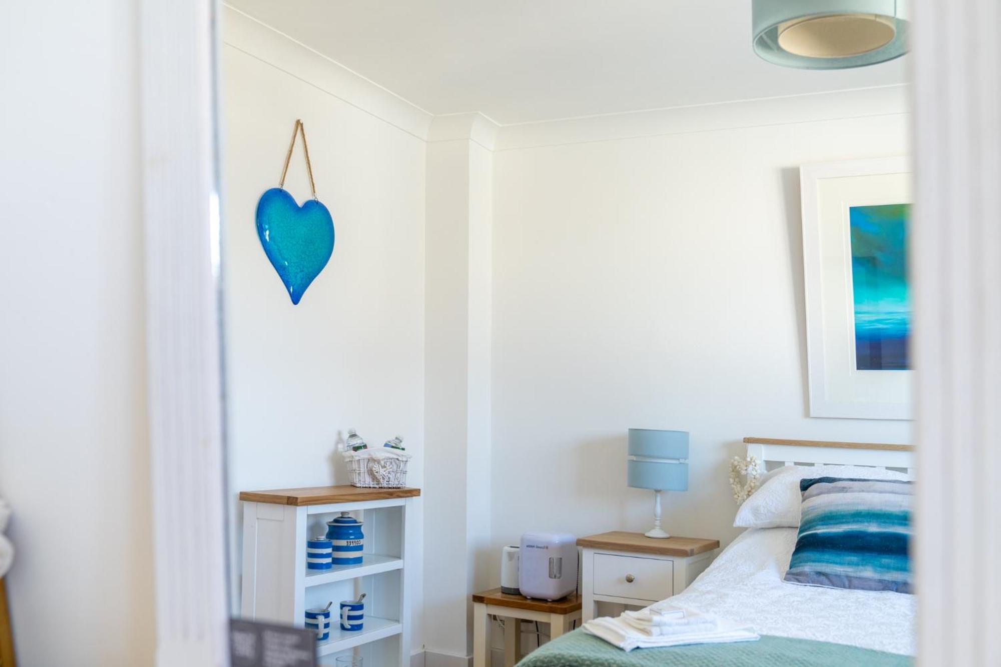 Trethvor House Ensuite Double Room With Free Parking In Quiet Residential Area Padstow Bagian luar foto